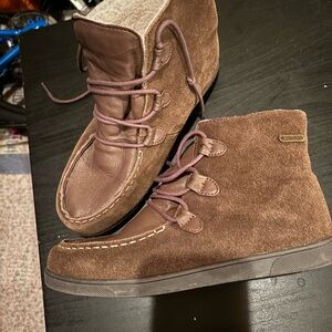 5/$25 Grizzleez Brown Suede Ladies Shoes